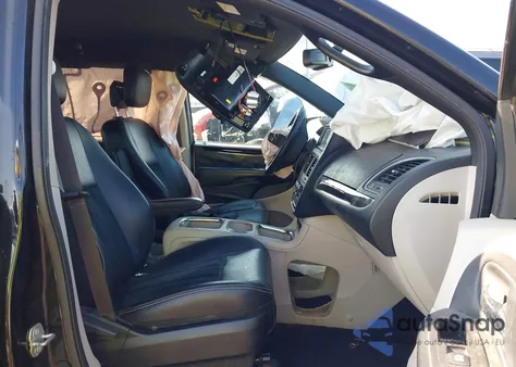 2017 Dodge Grand Caravan Sxt z USA, uszkodzony, nr VIN 2C4RDGCG3HR671709